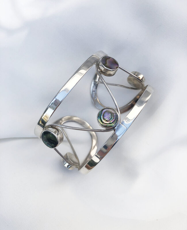 PULSERA CON ALLIOTI TAMBIEN CON NACAR BLANCO/ (PBR039)