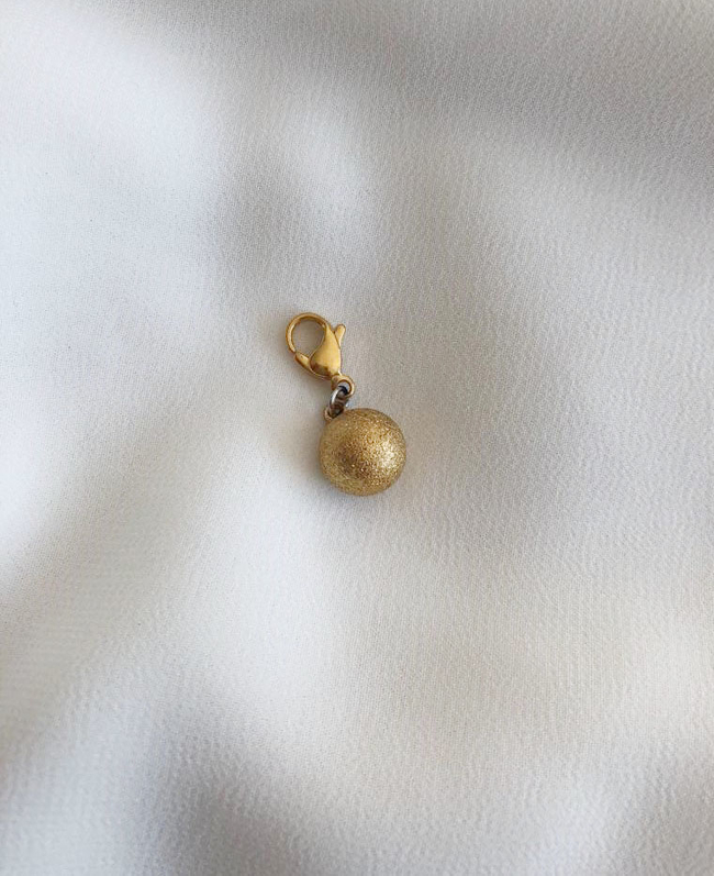 DIJE ACERO DORADO (DAD024)