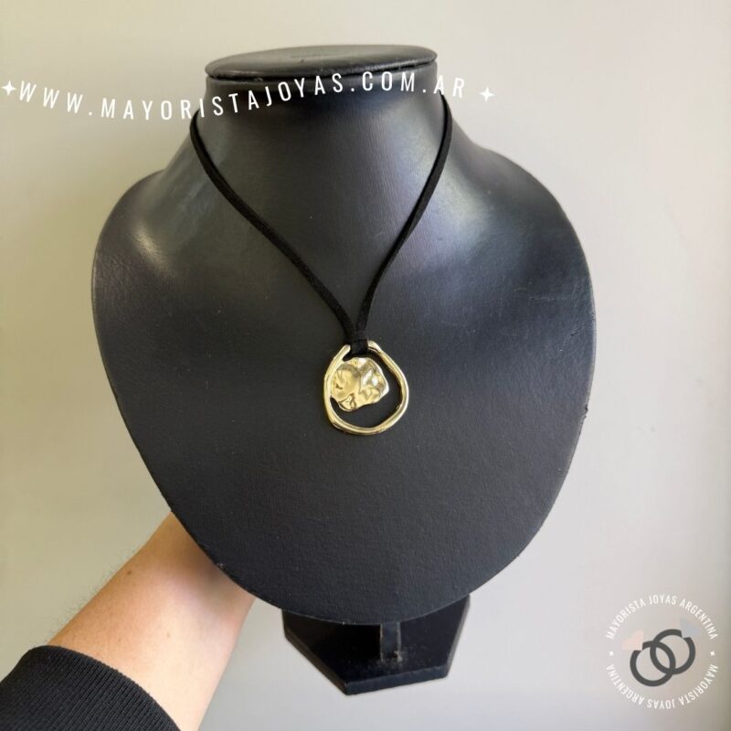 COLLAR BAÑADO EN ORO (BC0166)