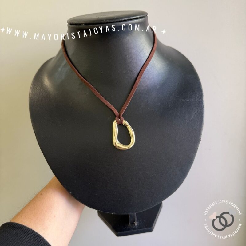 COLLAR BAÑADO EN ORO (BC0174)