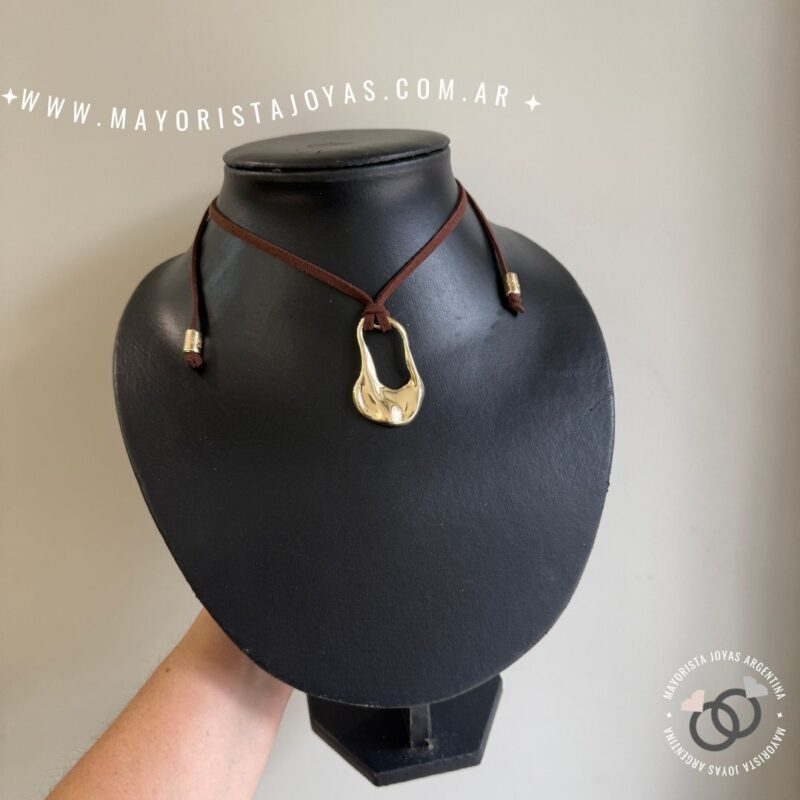 COLLAR BAÑADO EN ORO (BC0162)