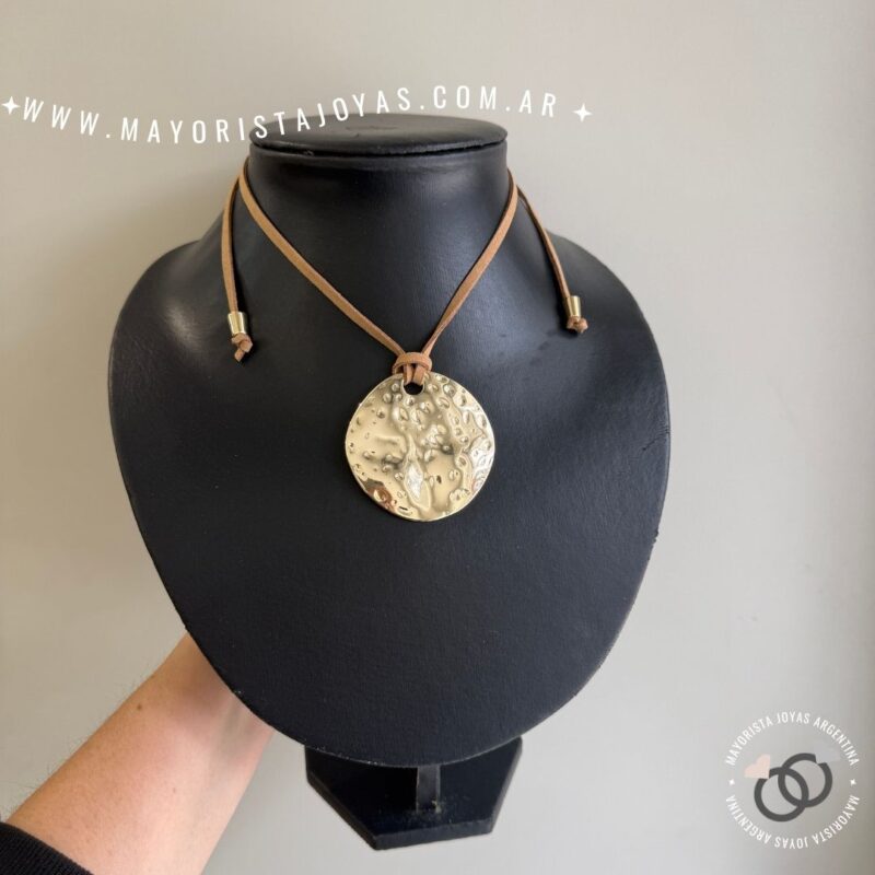 COLLAR BAÑADO EN ORO (BC0168)