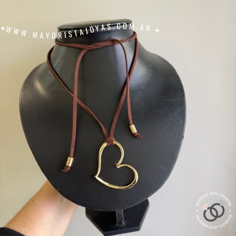 COLLAR BAÑADO EN ORO (BC0145)